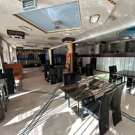 Safari Hotel ニズワ エクステリア 写真