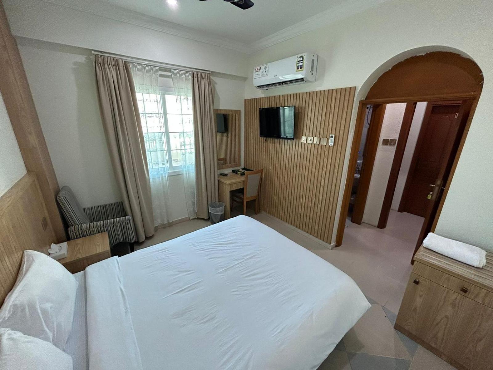 Safari Hotel ニズワ エクステリア 写真